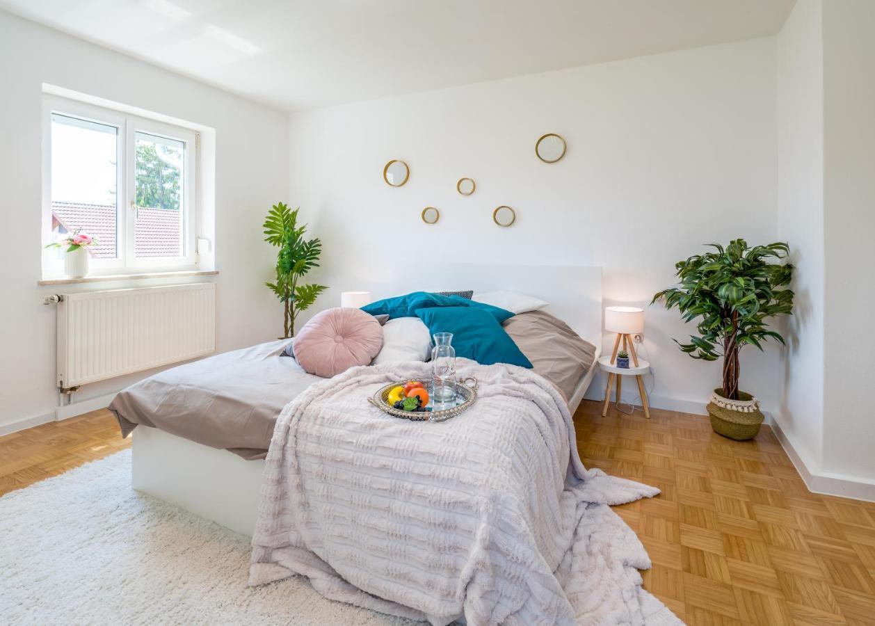 Eg Links-Wunderschoene 70M Grosse 2-Zimmer City Wohnung Naehe Salzburg Freilassing Extérieur photo